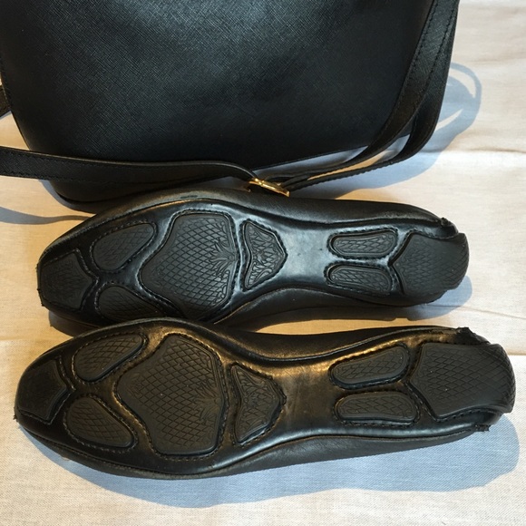 Black leather flats - Picture 3 of 4